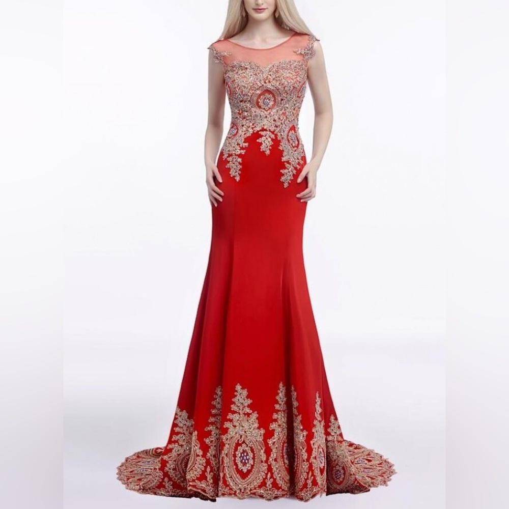 ❎ SOLD❌ Red & Gold Mermaid Maxi Gown With Train Size 2XL